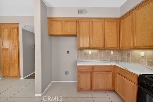 Detail Gallery Image 26 of 58 For 1937 Madera Cir, Corona,  CA 92879 - 4 Beds | 3 Baths