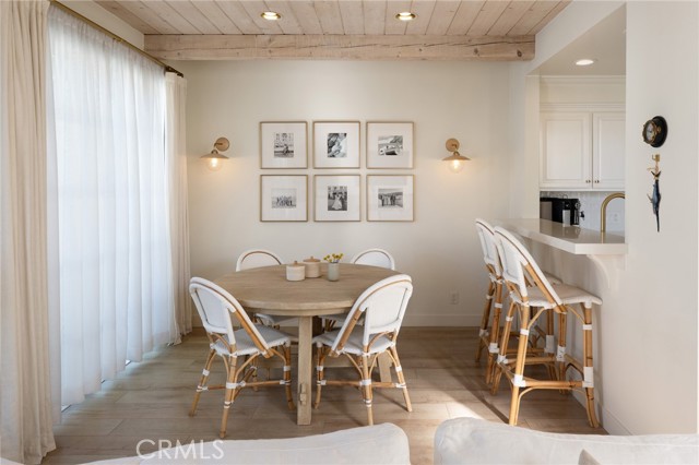 Detail Gallery Image 4 of 38 For 416 Dahlia #A2,  Corona Del Mar,  CA 92625 - 2 Beds | 2/1 Baths