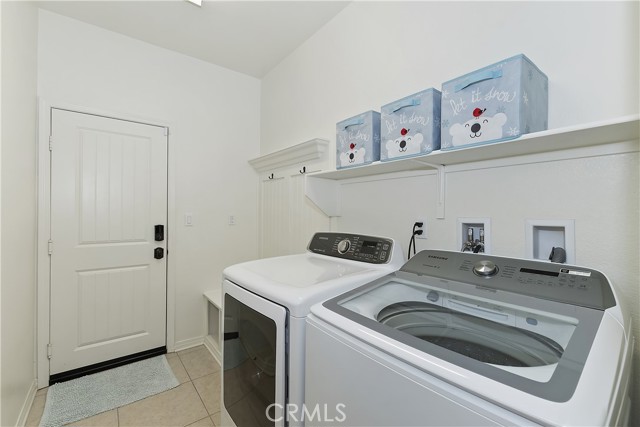 218 Crimson Circle, Big Bear City CA: https://media.crmls.org/medias/2ddc453f-3d07-4350-82cb-1b1daabffc0b.jpg
