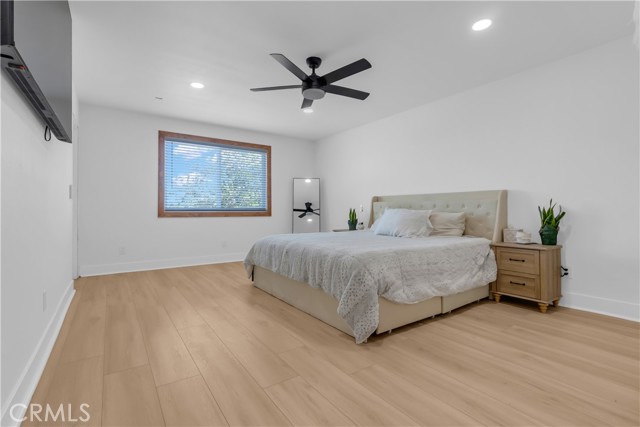 Detail Gallery Image 22 of 51 For 9888 Trinity, Oak Hills,  CA 92344 - 6 Beds | 2 Baths