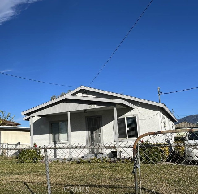 1556 W 8th Street, San Bernardino CA: https://media.crmls.org/medias/2ddeb94a-7182-412f-ae02-85e712750e6e.jpg