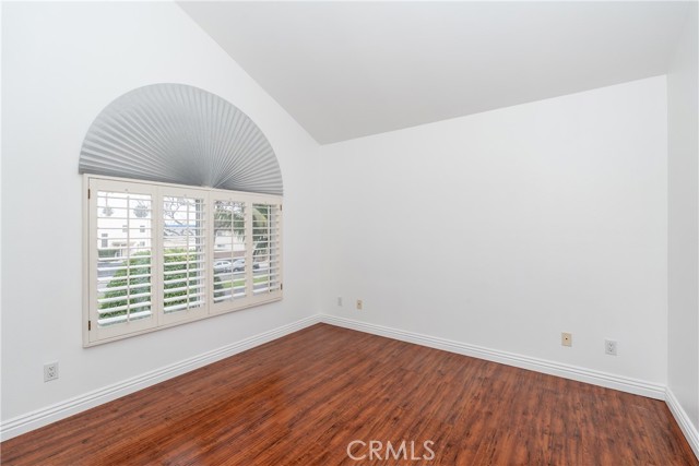 Detail Gallery Image 16 of 37 For 1888 Plaza Del Amo, Torrance,  CA 90501 - 4 Beds | 2/1 Baths