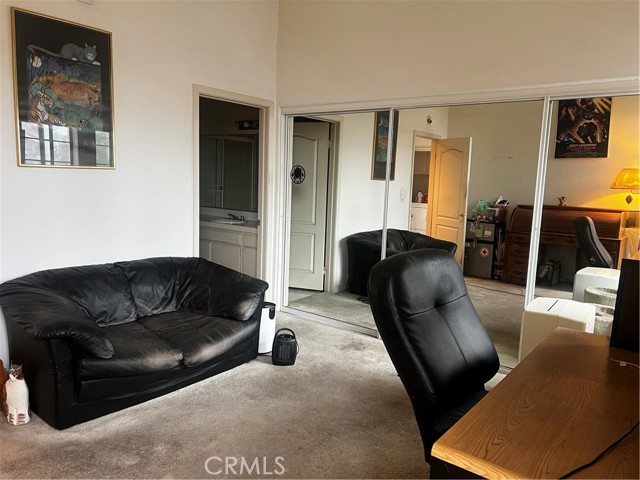 5240 Vantage Avenue, 101 photo 14