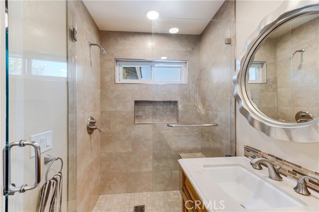 685 Vista Coto Verde, Camarillo CA: https://media.crmls.org/medias/2ddf02f2-d20d-4a45-97cb-6cb358d13ab3.jpg