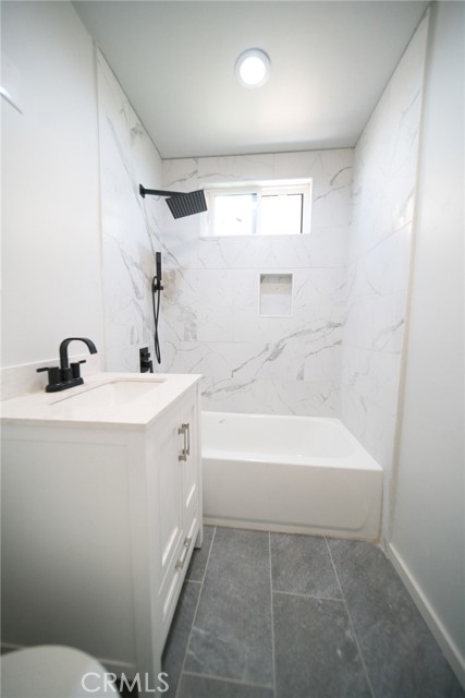 1336 W 118th Street, Los Angeles CA: https://media.crmls.org/medias/2ddf24f8-fe94-4a76-b7f5-b393da3ee411.jpg
