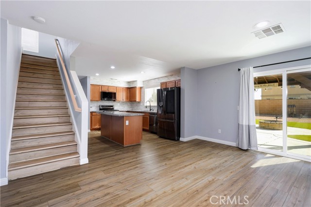 Detail Gallery Image 14 of 33 For 43106 Sondi Dr, Lancaster,  CA 93536 - 4 Beds | 2/1 Baths