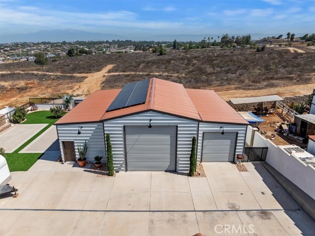 16850 Nandina Avenue, Riverside CA: https://media.crmls.org/medias/2de28e35-5dc9-4590-83d3-03f9fa2a370d.jpg