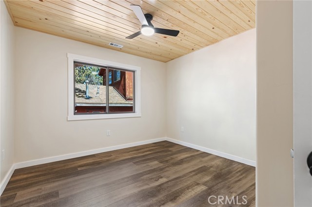 Detail Gallery Image 22 of 31 For 183 Moreno Lane, Sugarloaf,  CA 92386 - 3 Beds | 2 Baths