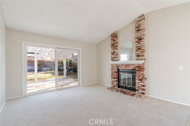 Detail Gallery Image 8 of 28 For 44022 31st St, Lancaster,  CA 93536 - 3 Beds | 2 Baths