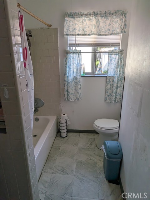 Detail Gallery Image 7 of 8 For 13702 Cork, Garden Grove,  CA 92844 - 4 Beds | 2 Baths