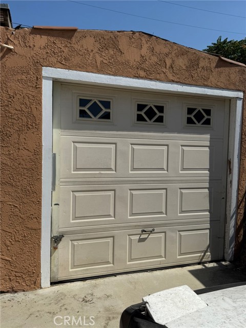 1229 E 89th Street, Los Angeles CA: https://media.crmls.org/medias/2de49c3b-396b-4214-98da-43d757aa4f9f.jpg