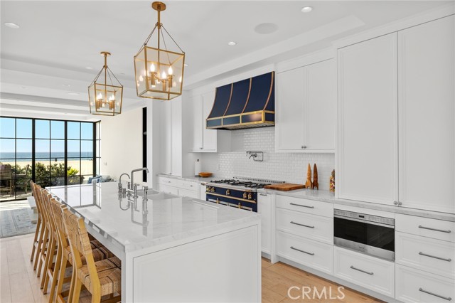 2428 The Strand, Hermosa Beach CA: https://media.crmls.org/medias/2de5dcd4-5f02-419f-be48-60b1395a2760.jpg