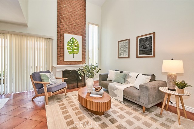 4725 Cardena, Yorba Linda CA: https://media.crmls.org/medias/2de613d5-ad9e-4bb0-a6bf-ac8a9d9a7ae3.jpg