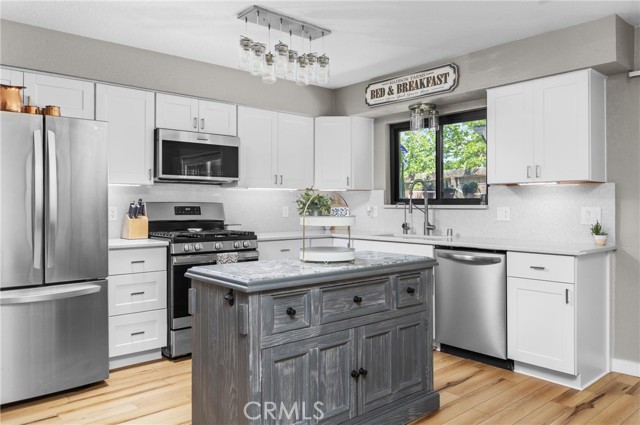 Detail Gallery Image 13 of 33 For 4913 Sparrow Hawk Ln, Paso Robles,  CA 93446 - 3 Beds | 2 Baths