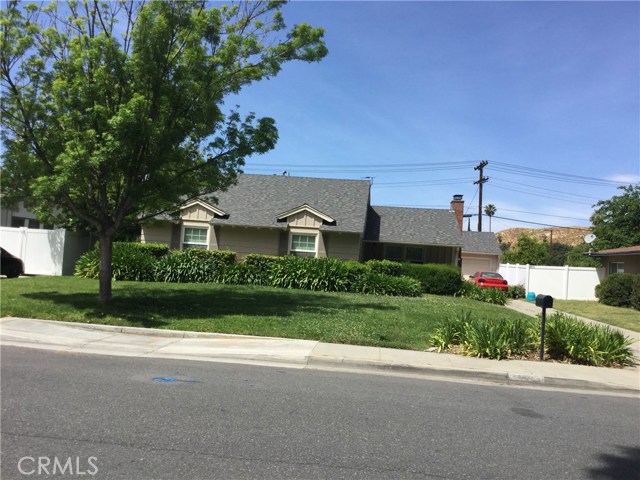 5595 Rumsey Dr, Riverside, CA 92506