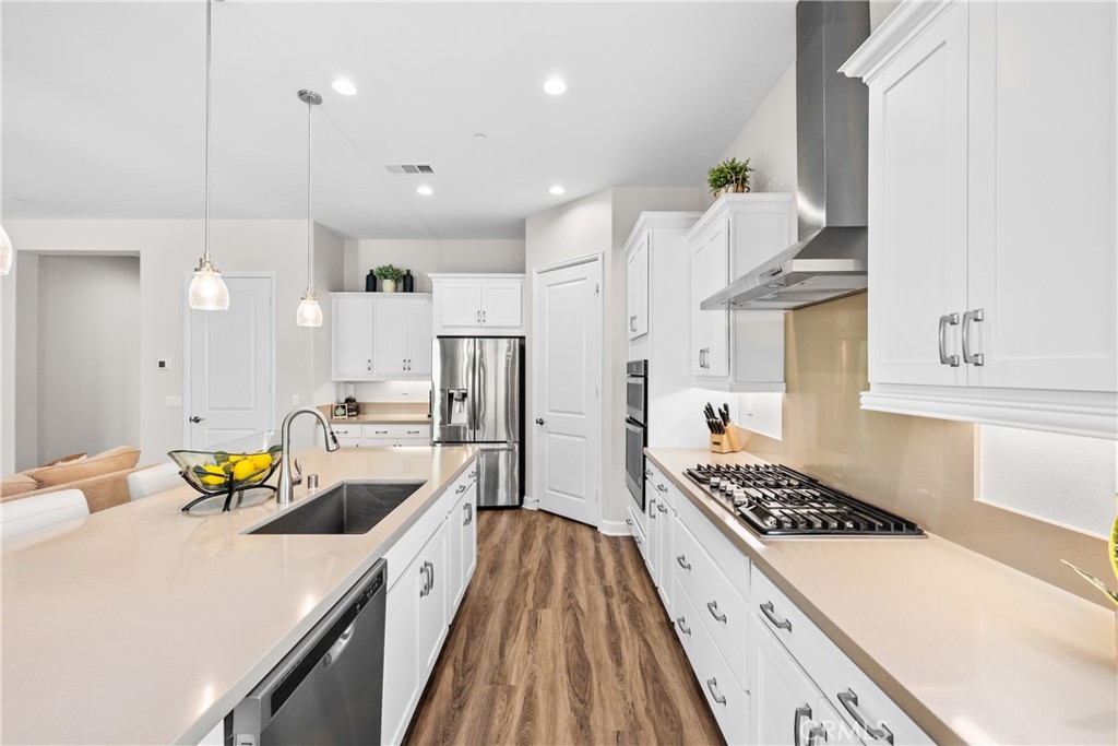 MLS #OC25159239 img 10