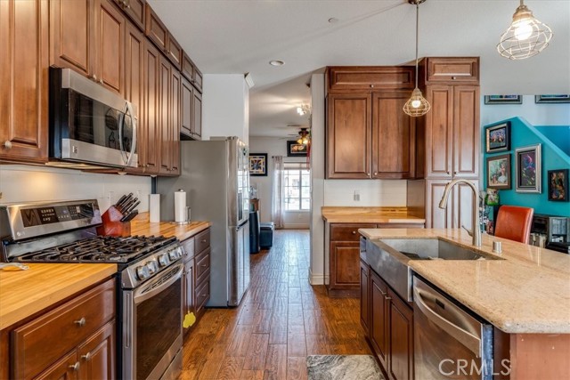 Detail Gallery Image 14 of 42 For 1426 W Heritage Way, Santa Maria,  CA 93458 - 4 Beds | 3 Baths