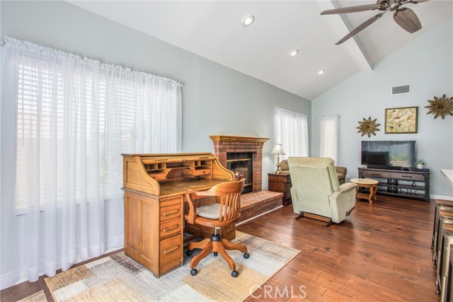 518 S Seminole Circle, Banning CA: https://media.crmls.org/medias/2de76377-17ff-4823-b691-37db21a0b336.jpg