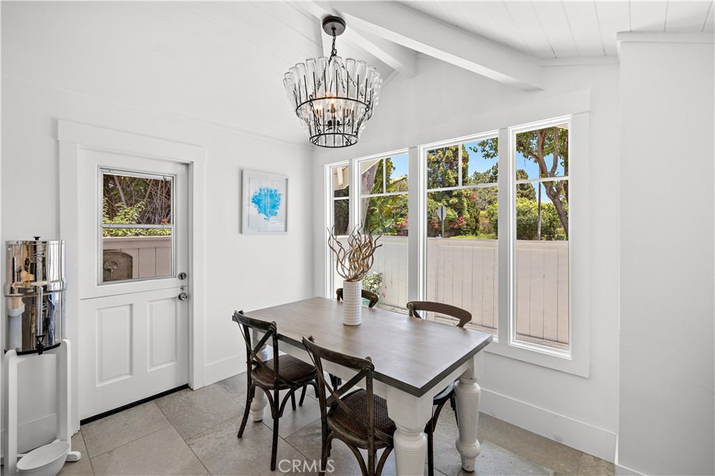 MLS #OC25155566 img 8