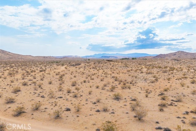 Detail Gallery Image 10 of 24 For 60150 Terrace Dr, Joshua Tree,  CA 92252 - – Beds | – Baths