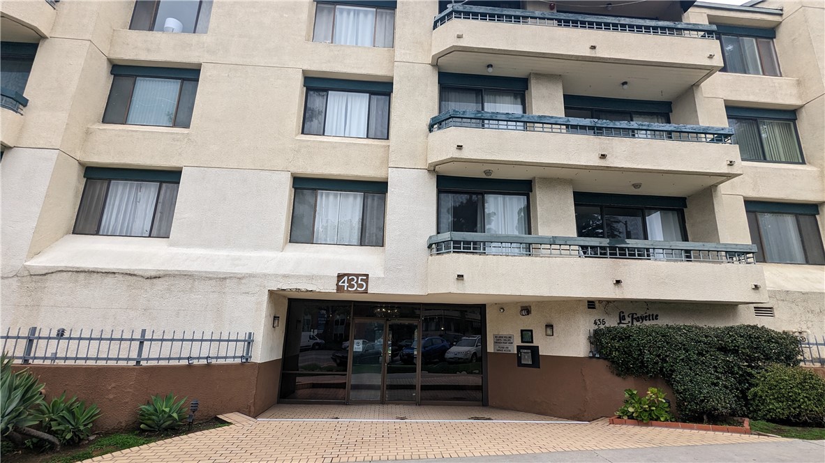 435 S La Fayette Park Place # 119, Los Angeles, California 90057, 2 Bedrooms Bedrooms, ,2 BathroomsBathrooms,Residential Lease,For Rent,435 S La Fayette Park Place # 119,CRWS23036914