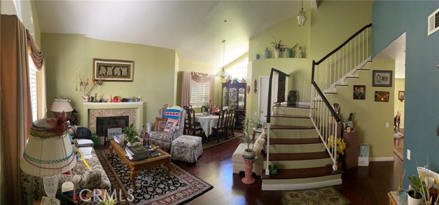 Detail Gallery Image 2 of 11 For 7814 Aberdeen, Highland,  CA 92346 - 4 Beds | 3 Baths