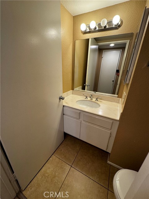 Detail Gallery Image 8 of 10 For 430 Sellers St #7,  Glendora,  CA 91741 - 2 Beds | 1/1 Baths