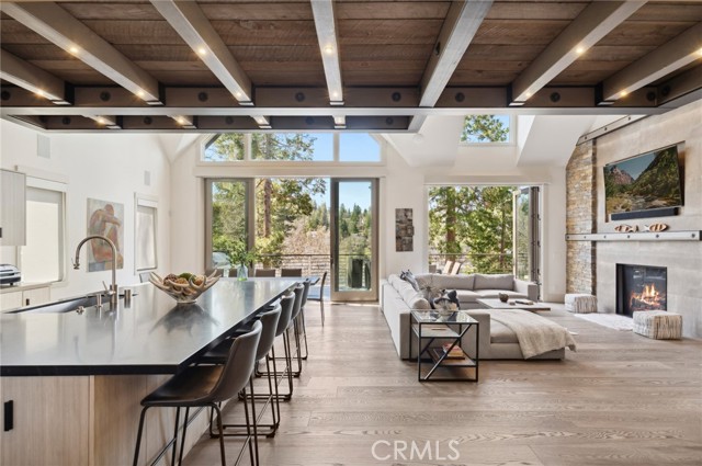 Detail Gallery Image 15 of 50 For 496 North State Highway 173, Lake Arrowhead,  CA 92352 - 6 Beds | 5 Baths