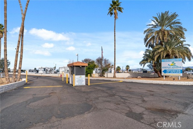 Detail Gallery Image 35 of 66 For 110 Marina Dr, Needles,  CA 92363 - 3 Beds | 2 Baths