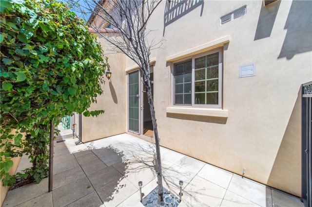 130 Alta Street, Arcadia CA: https://media.crmls.org/medias/2deb4021-552d-4b56-af7a-fe78c196f9c0.jpg