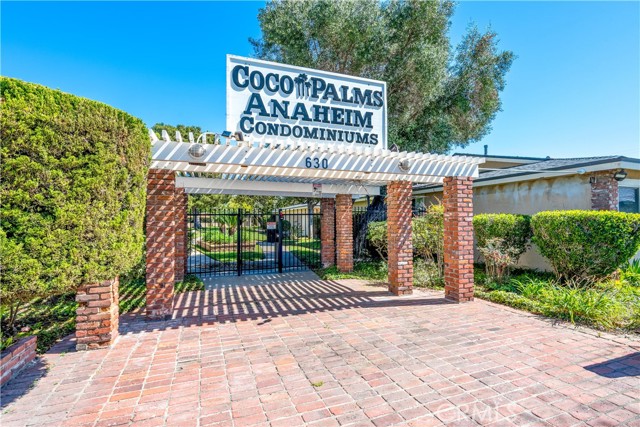 Front Image Thumbnail for CROC26058532