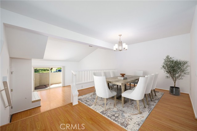 Detail Gallery Image 14 of 45 For 5 Starshine #3,  Irvine,  CA 92603 - 3 Beds | 2/1 Baths