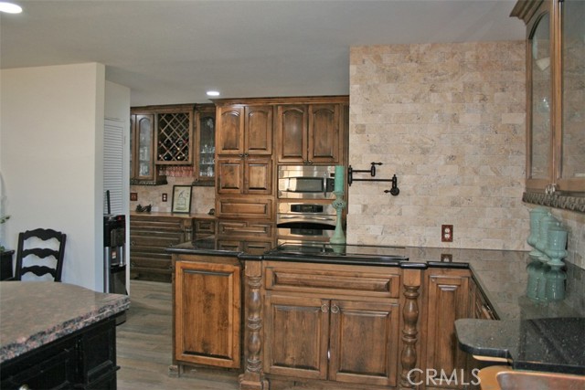 Detail Gallery Image 18 of 32 For 9242 Leona Ave, Leona Valley,  CA 93551 - 4 Beds | 2 Baths