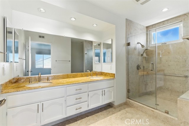 17826 Osage Avenue, Torrance CA: https://media.crmls.org/medias/2ded9197-df4b-4ee4-9573-06719f2fc54f.jpg