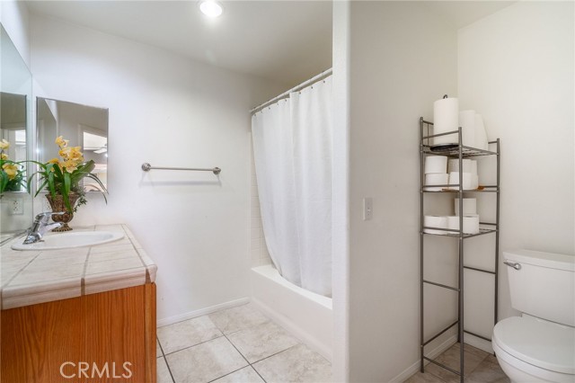 Detail Gallery Image 17 of 41 For 65866 Estrella, Desert Hot Springs,  CA 92240 - 4 Beds | 2 Baths