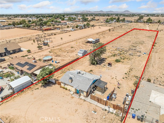 22006 Sioux Road, Apple Valley CA: https://media.crmls.org/medias/2dedefd0-9f1a-4f47-8fdb-03f4103034d4.jpg