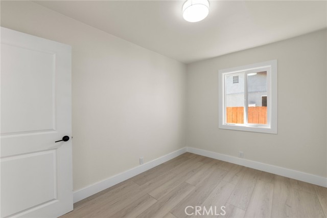 Detail Gallery Image 13 of 27 For 7488 Los Feliz Dr, Highland,  CA 92346 - 2 Beds | 1 Baths