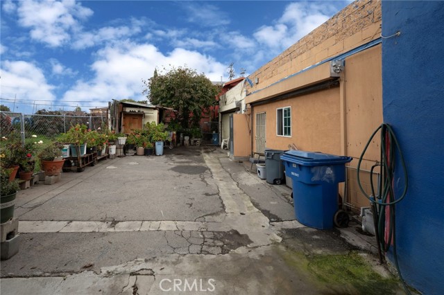 8310 S Broadway, Los Angeles, California 90003, ,Commercial Sale,For Sale,8310 S Broadway,CRDW24057245