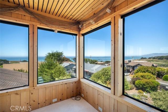 373 Bristol Street, Cambria CA: https://media.crmls.org/medias/2def0548-5121-4442-9af6-a4a86314c06b.jpg