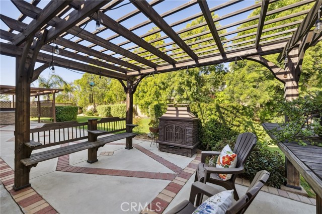 Image 36 of 50 For 6752 Laurelbrook Drive