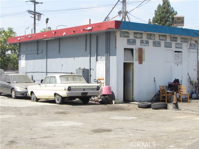 Image 42 of 50 For 3900 Figueroa