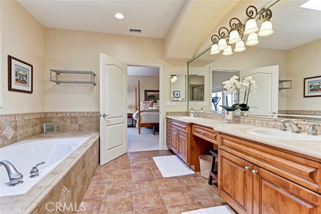 108 Helberta Avenue, Redondo Beach, California 90277, 4 Bedrooms Bedrooms, ,2 BathroomsBathrooms,Residential,Sold,Helberta,SB17041360