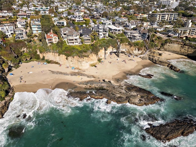 Detail Gallery Image 41 of 41 For 31571 Bluff Dr, Laguna Beach,  CA 92651 - 3 Beds | 3 Baths