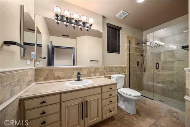 Detail Gallery Image 48 of 67 For 18301 Lakepointe Dr, Riverside,  CA 92503 - 5 Beds | 4/1 Baths