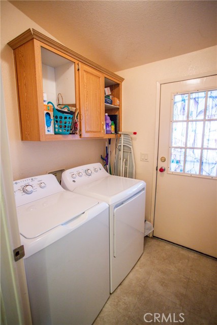 Detail Gallery Image 37 of 42 For 21001 Plummer St #12,  Chatsworth,  CA 91311 - 2 Beds | 2 Baths