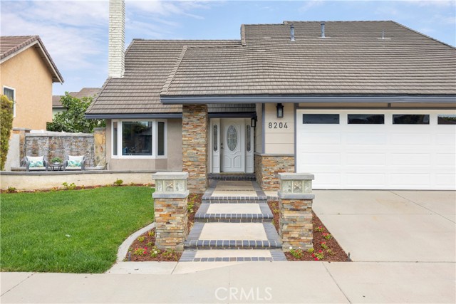 Detail Gallery Image 2 of 66 For 8204 Carob St, Cypress,  CA 90630 - 4 Beds | 3 Baths
