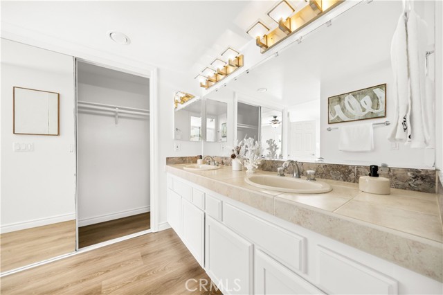 18701 Paseo Cortez, Irvine CA: https://media.crmls.org/medias/2df61707-fde1-497b-a66e-149fd217d1ce.jpg