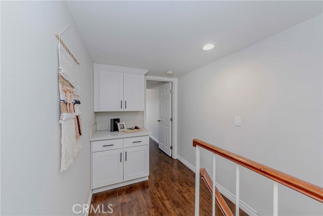 9724 Walker Court, Cypress CA: https://media.crmls.org/medias/2df72596-1dfe-4aea-98a5-54abd298d463.jpg
