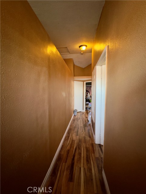 Detail Gallery Image 9 of 17 For 199 Racquet Club Dr, Compton,  CA 90220 - 3 Beds | 2/1 Baths