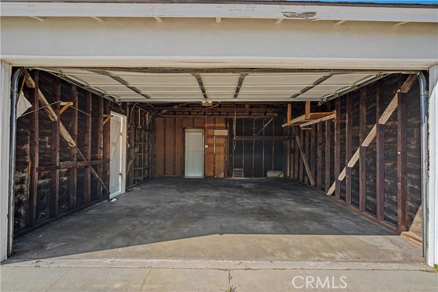 Detail Gallery Image 32 of 46 For 2125 Manhattan, Hermosa Beach,  CA 90254 - 4 Beds | 3 Baths